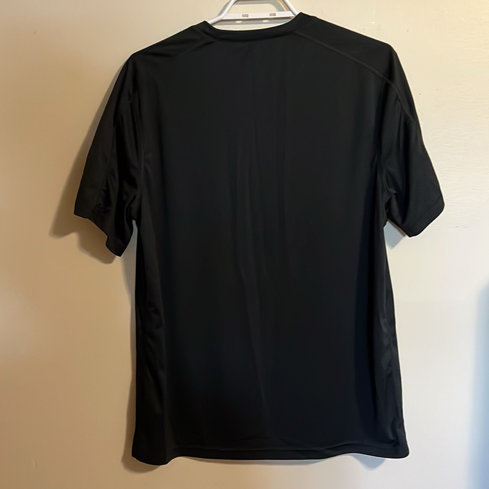 Reebok Tee - Picture 3 of 3